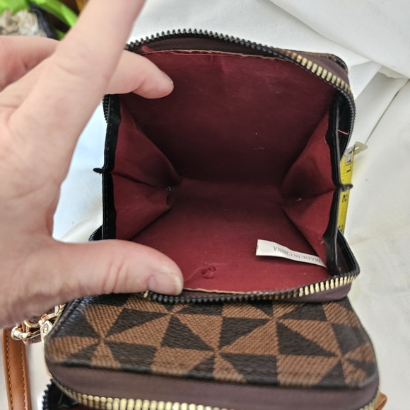 Brown Geometric Crossbody Bag - Unbranded - Picture 10 of 13